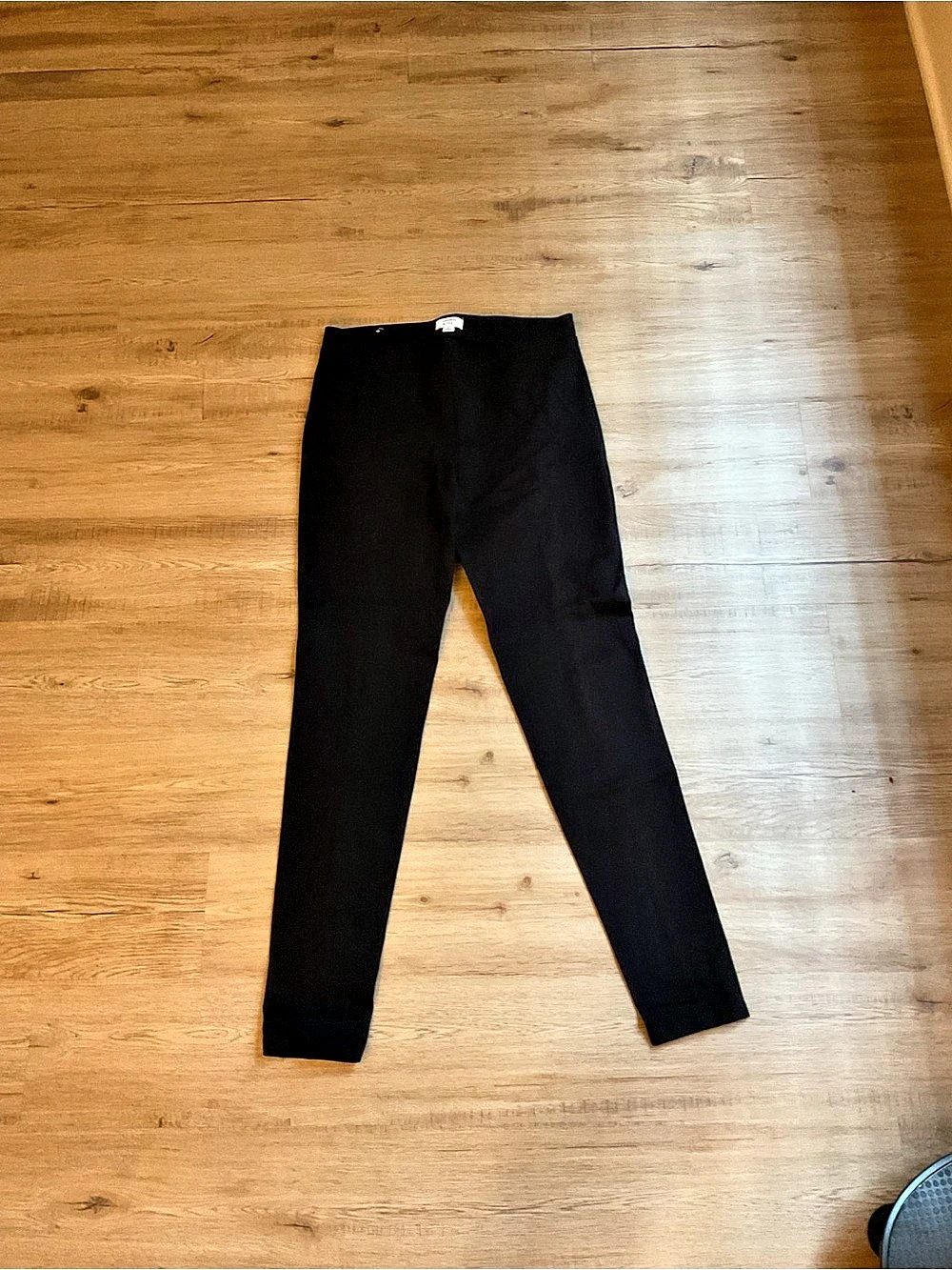 Crown and Ivey Black Leggings